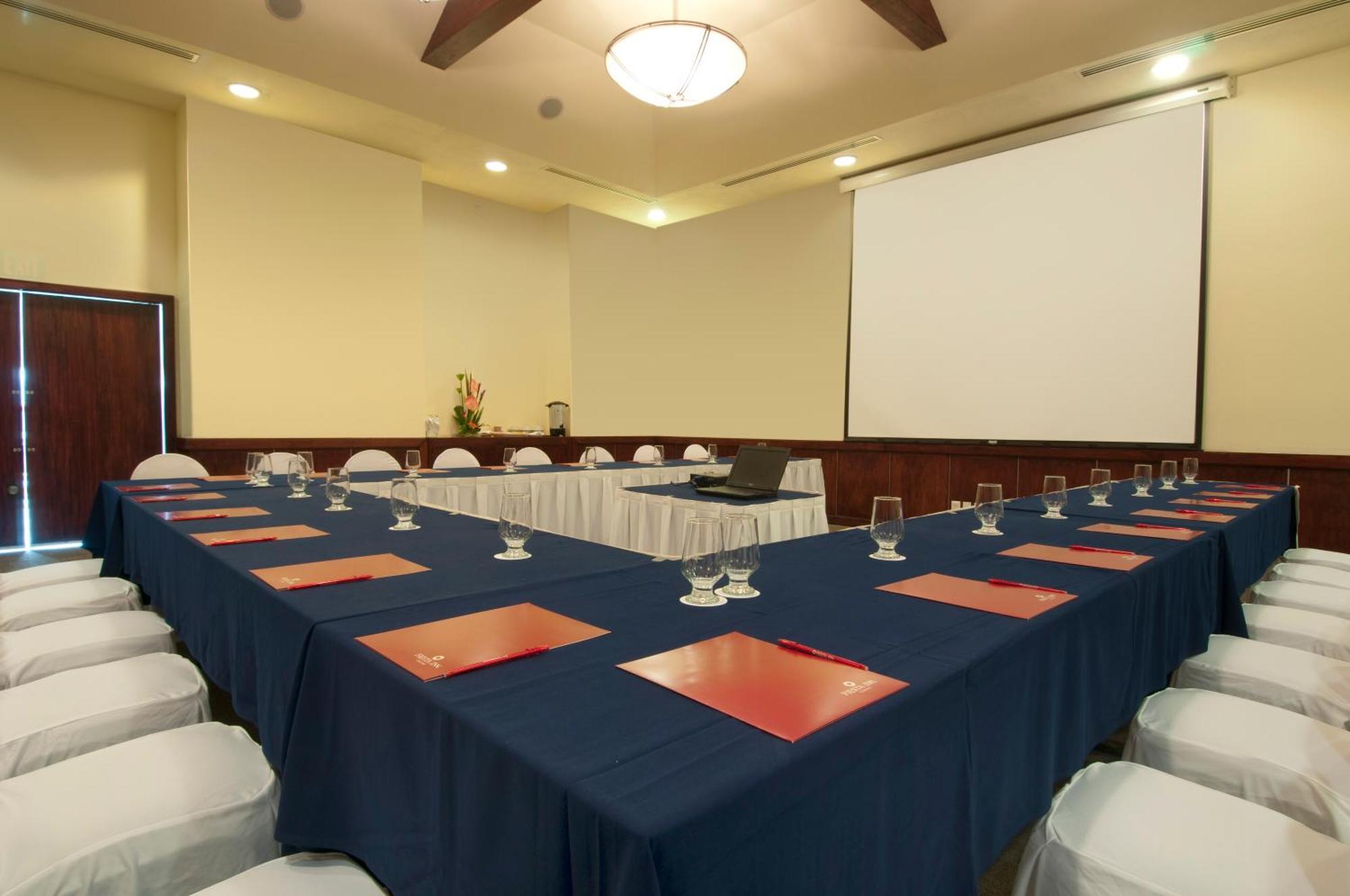 Fiesta Inn Cuautitlan Cuautitlán Izcalli Buitenkant foto
